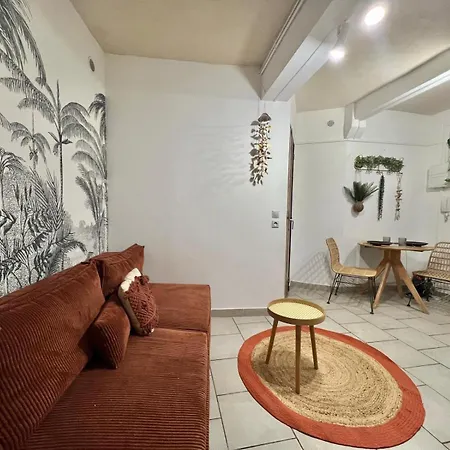 Hyper Centre - Proche Castillet Apartment